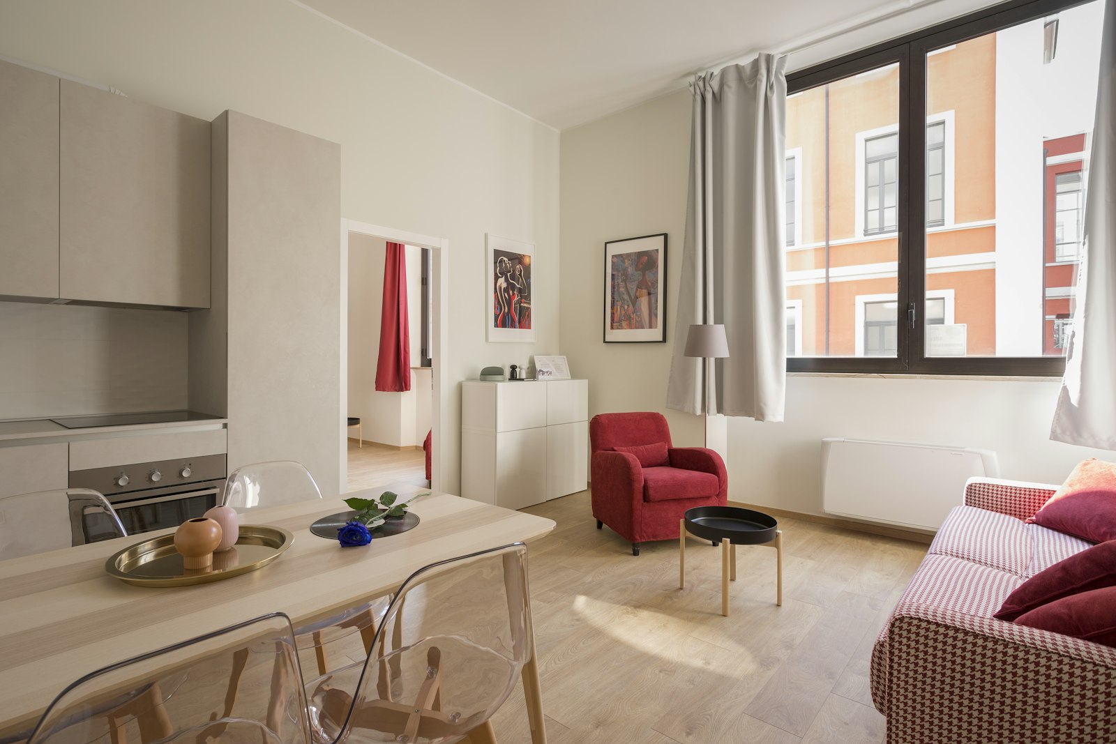 Triple sharing room interior